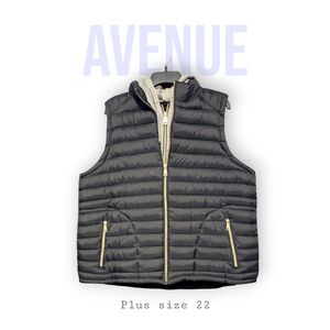 Avenue Hooded Puffer Vest